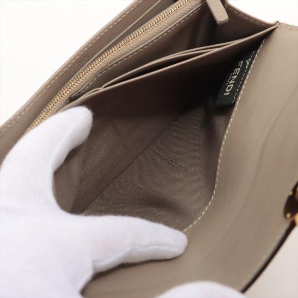 FENDI Continental Biege Leather Wallet - Picture 6 of 12